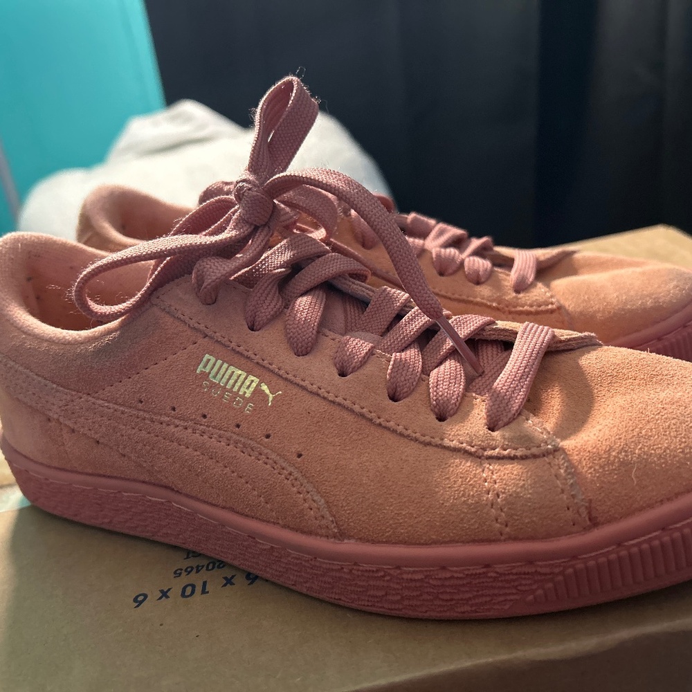 Puma size 6 used